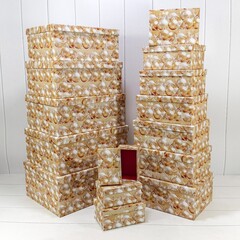 
          Коробка 42.5 х 33 х 17.6 см Набор 15 шт "Новый год" (Желтый)