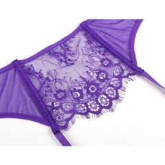 Комплект белья лиловый: бра, стринги и пояс с ремешками (размер M-L)