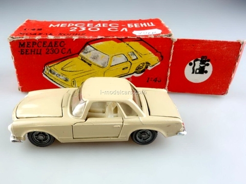 Mercedes-Benz 230 SL USSR remake 1:43