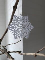 Снежинка-подвеска. Кружево NYK-25013S