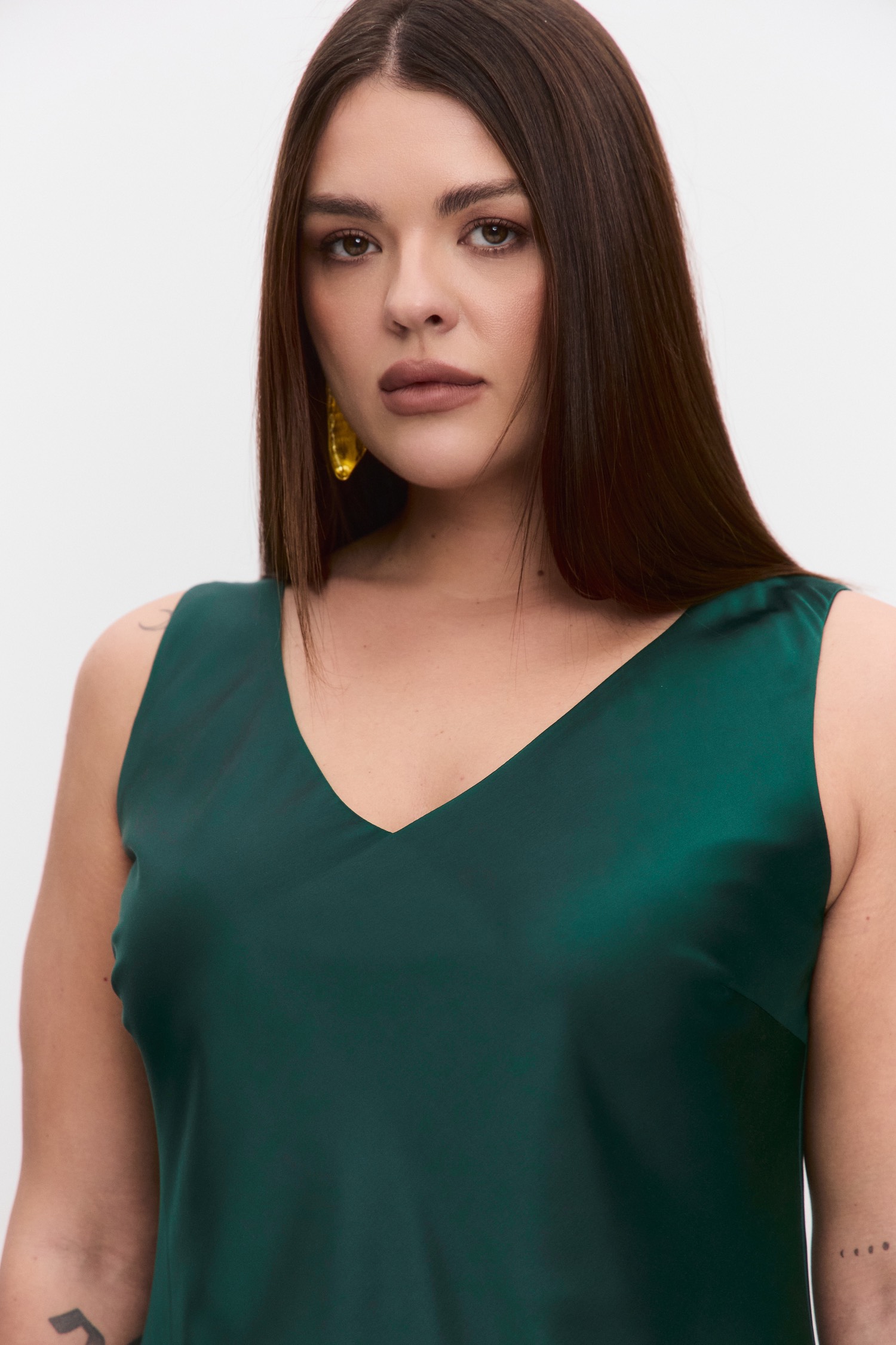 Платье-комбинация на широких бретелях, изумруд