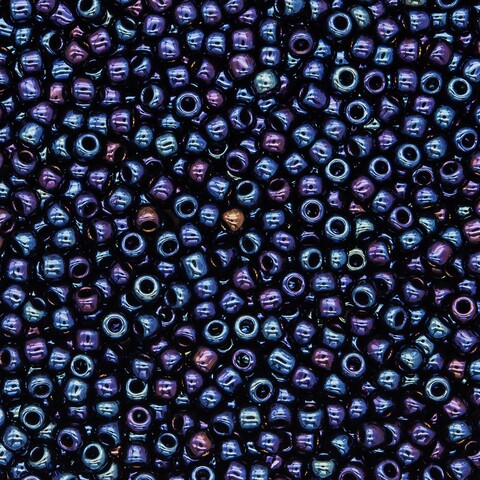 Японский бисер TOHO Round 11/0 (№82), металлизированный, непрозрачный глянцевый
