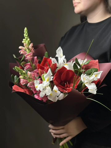 Сборный букет «Тропический рассвет»