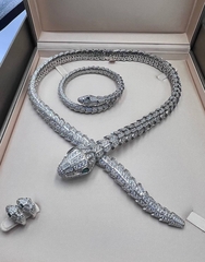 84057 - Колье крупная ЗМЕЯ -SERPENTI из стали в родаже , качество lux