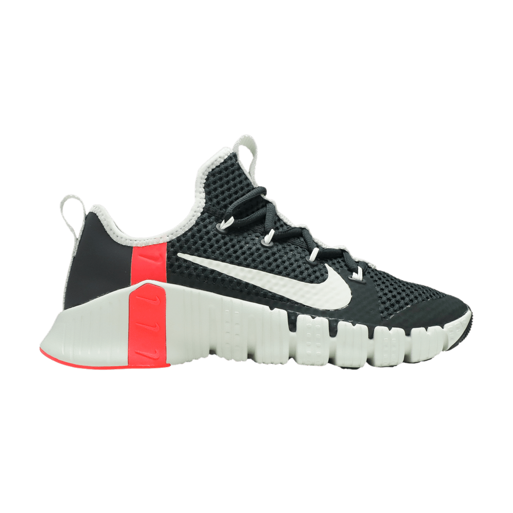 Nike Metcon 3 Free Hyper Sneakers