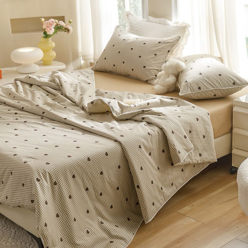Комплект постельного белья Семейный (2 одеяла) Хлопок бежевый сердечки