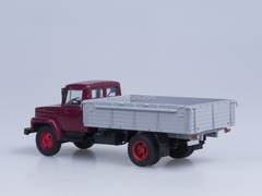 GAZ-3307 wooden board engine ZMZ-513 Exhibition dark red AutoHistory 1:43