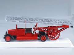 ZIS-11 Metz FAutomotive Fire ladder removable open cab LOMO-AVM 1:43