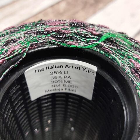 Лен (35%) с люрексом и шишибриками NODINO DI LINO 600 зеленый с сиреневым