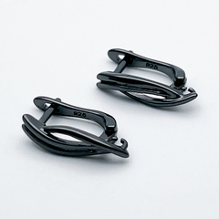 Ювелирные швензы, цвет черный металл, размер 16,5*4 мм, цена за пару