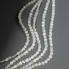 Перламутр морских ракушек, звездочки, 6,5мм, белый