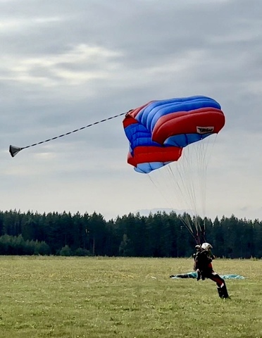 Б/У основной парашют Pilot 168