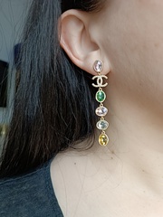20812 - Серьги в стиле CHANEL длинные с цветными камнями