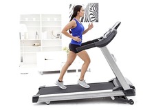 Беговая дорожка SPIRIT XT685 DC ENT Black