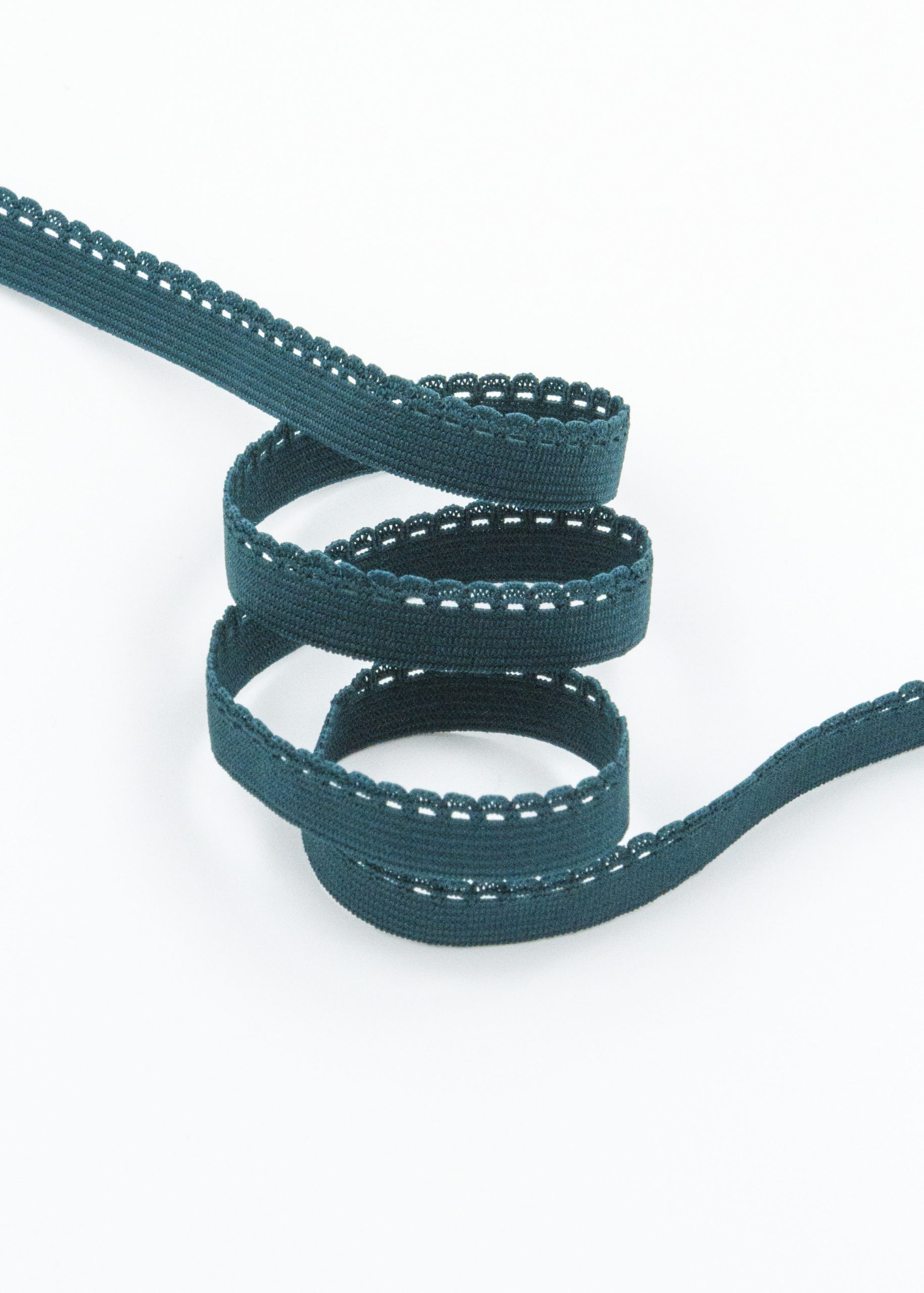 Резинка бельевая изумруд ажурная 10 мм с учетом фестона