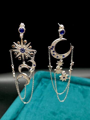 AE9018 - Серьги длинные  Ассиметричные из серебра с  фианитами