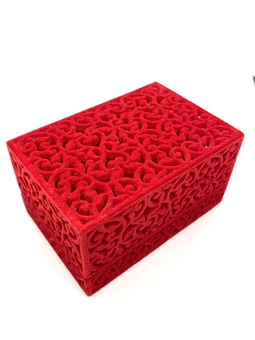 77212- Бархатная, ажурная прямоугольная подарочная коробка для украшений (красная)