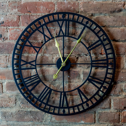 Часы настенные Объект мечты Патрик L