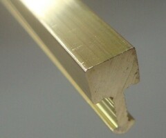 Латунный профиль-вставка Т-образная ЛПТ-05 2700 мм