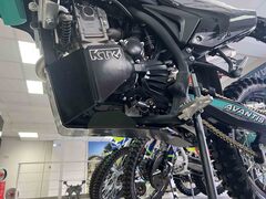 Пластиковая защита KTZ для мотоцикла Avantis A6 (174MN)