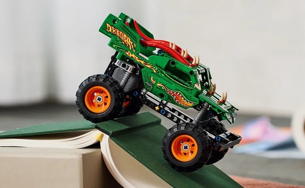 Конструктор monster jam. Monster Jam Dragon.