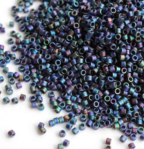 DB-0871 Бисер цилиндрический Миюки делика 11/0 Радужный матовый непрозрачный /Miyuki delica 11/0 Matte AB Black