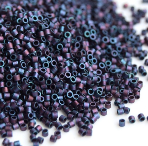 DBS-0323 - темно-фиолетовый металлик с радужным отливом, матовый