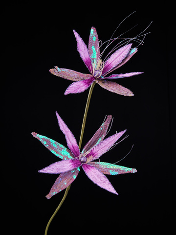 Веточка с цветами полифилла 61см ChristmasDeLuxe пурпурная