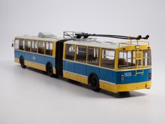 Trolleybus ZIU-10 articulated yellow-blue Soviet Bus (SOVA) 1:43