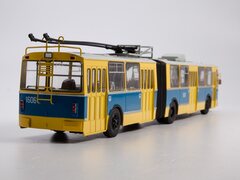 Trolleybus ZIU-10 articulated yellow-blue Soviet Bus (SOVA) 1:43