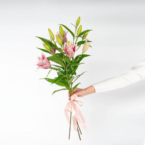 Букет 3 лилии