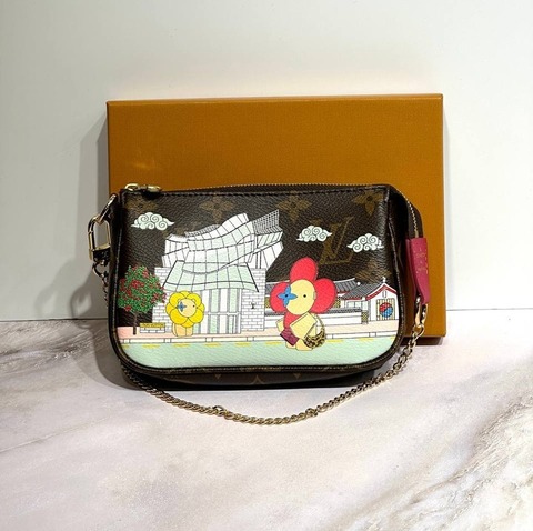 Клатч для женщин Louis Vuitton Mini Pochette Accessoires коричневый