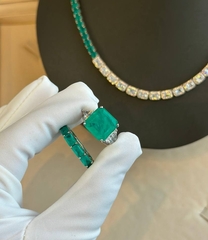 31945- Кольцо-дорожка из серебра с багетными цирконами цвет параиба