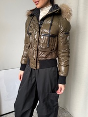 Пуховики и куртки