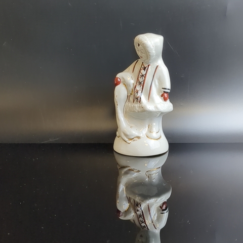 Чукча с песцом 1955 год УССР. Барановский фарфоровый завод