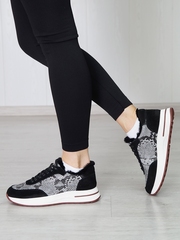 Кроссовки женские зимние