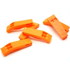 Свисток для спасательных жилетов пластиковый