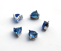 Подвеска сердечко 6*8 мм, голубой прозрачный, покрытие родий