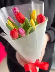 Букет из тюльпанов микс