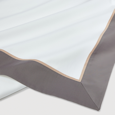 Постельное белье cемейное Сlaire&Caroll Frame белое с коричневым