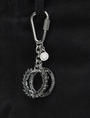 Брелок FRED PERRY Laurel Wreath Keyring
