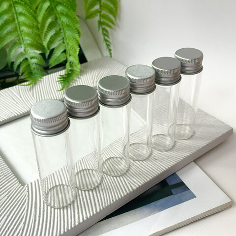 Баночки-бутылочки прозрачные, завинчивающиеся, 15 мл, 7*2,2*2,2 см, набор 6 штук