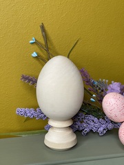 Яйцо на подставке, монолит,высота - 10см,диаметр - 5см