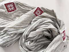 Шарф льняной комбинированный с вышивкой 