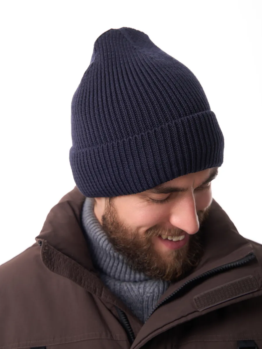 Шапка зимняя на флисе вязаная осень