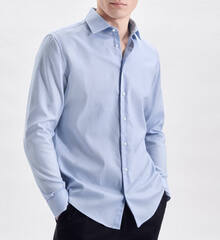 Сорочка мужская Seidensticker Slim Fit 01.693650-11 из фактурной ткани голубая