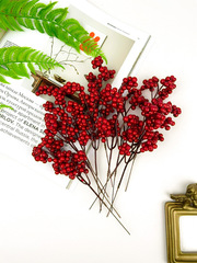 Ягоды красные перламутровые, искусственные на ветке 20 см., 6-8 мм., набор 10 шт.