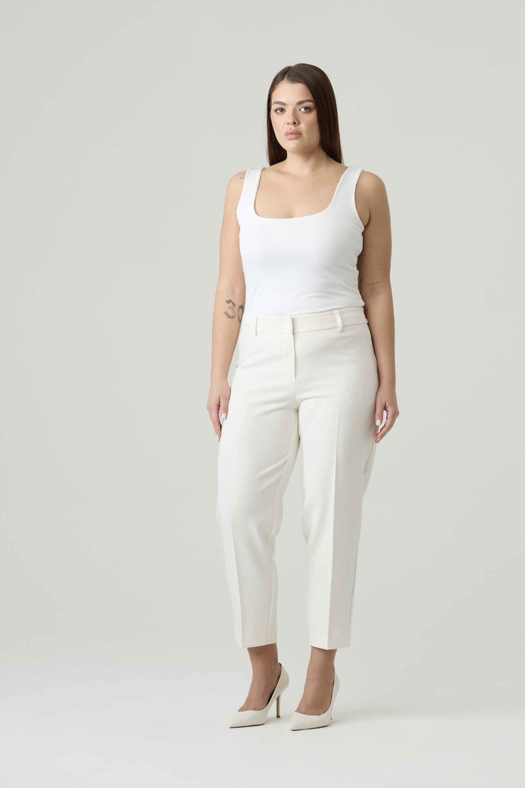 Брюки классические укороченные, молочный