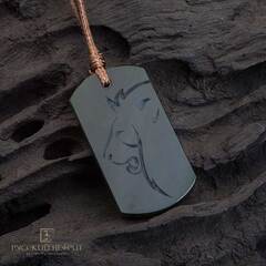 Амулет "Лев". Зелёный нефрит.