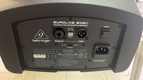 BEHRINGER B105D Ультракомпактная акустическая портативная система с mp3 плеером и Bluetooth, мощность 50Вт